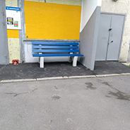 Фото 24: Скамейка бетонная синяя CКМ-1